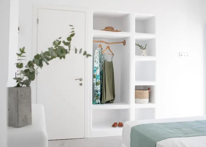 Anamnesia Collection • 2br Naxos Town Naxos City