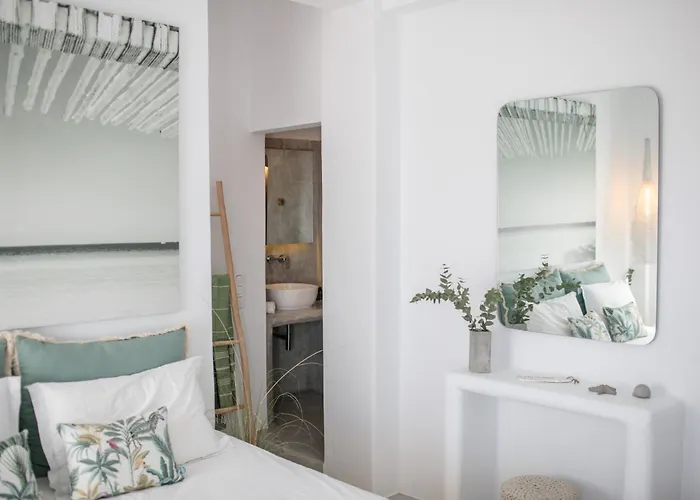 Anamnesia Collection • 2br Naxos Town