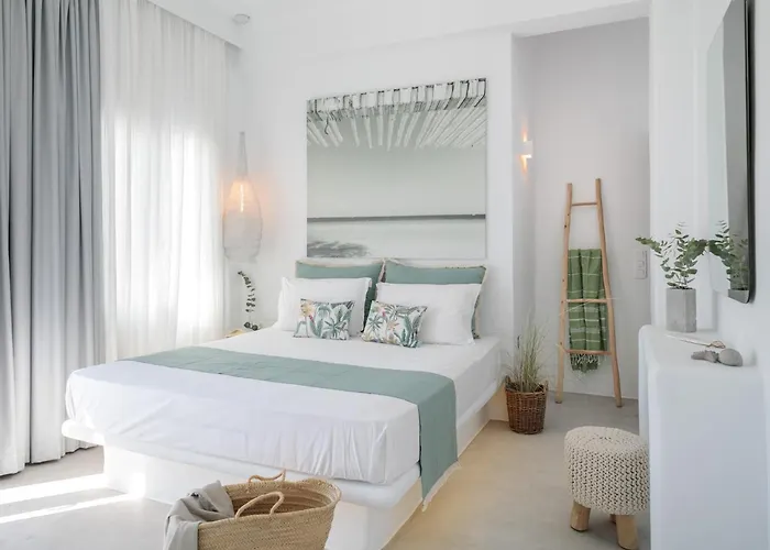 Anamnesia Collection • 2br Naxos Town